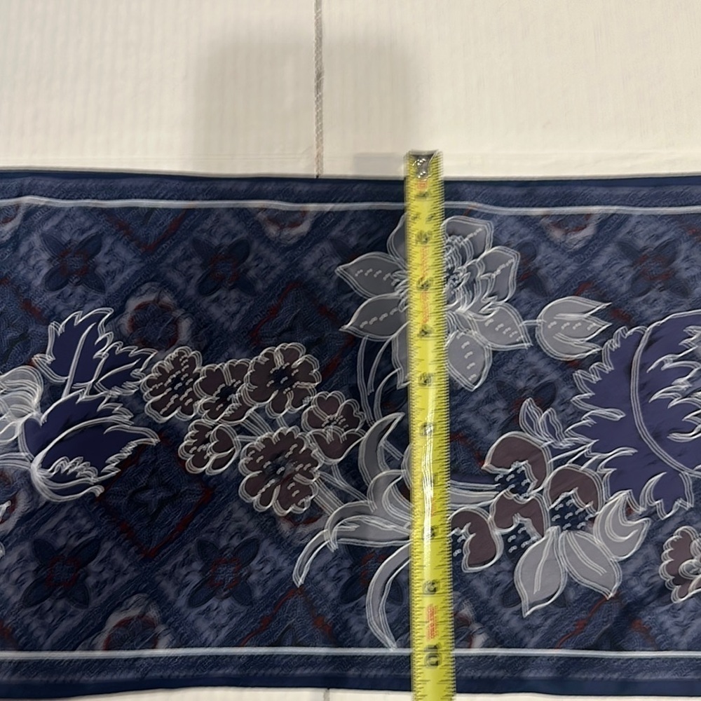 Vintage Ugra all silk Floral patterned Blue white maroon Gray Scarf lightweight - Picture 3 of 8